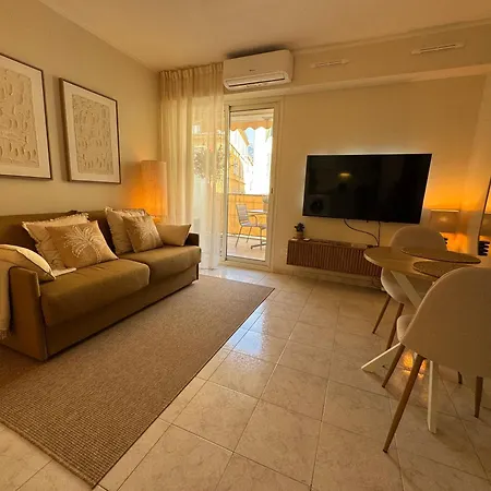 شقة Victoria - Carre D'or - Terrasse - 50 M