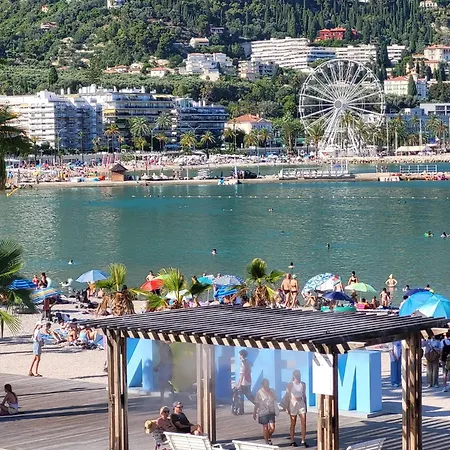Victoria - Carre D'or - Terrasse - 50 M * مينتون
